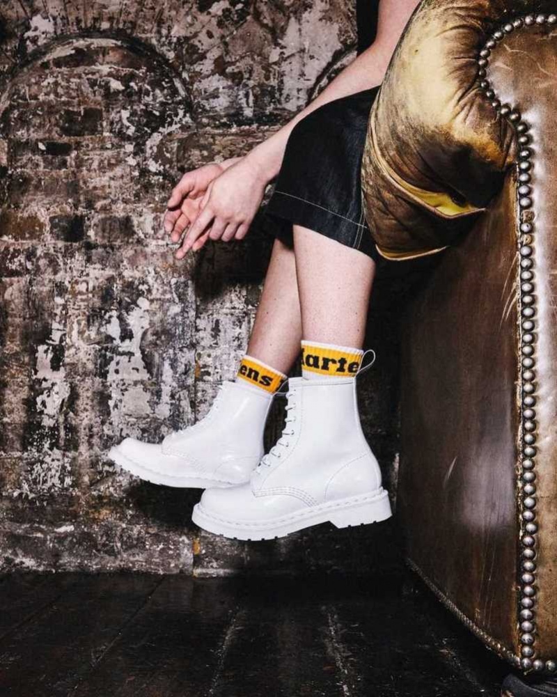 Dr Martens 1460 Mono Patent Leather Lace Up Boots White | 48OGZTHAR