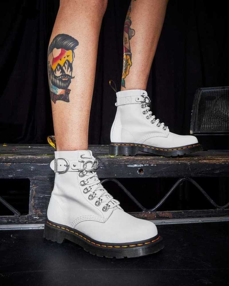 Dr Martens 1460 Pascal Chain Leather Lace Up Boots White | 50WMALKEP