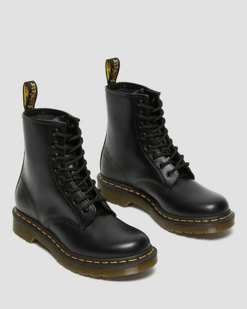 Dr Martens 1460 Smooth Leather Lace Up Boots Black | 10YEPDFIV