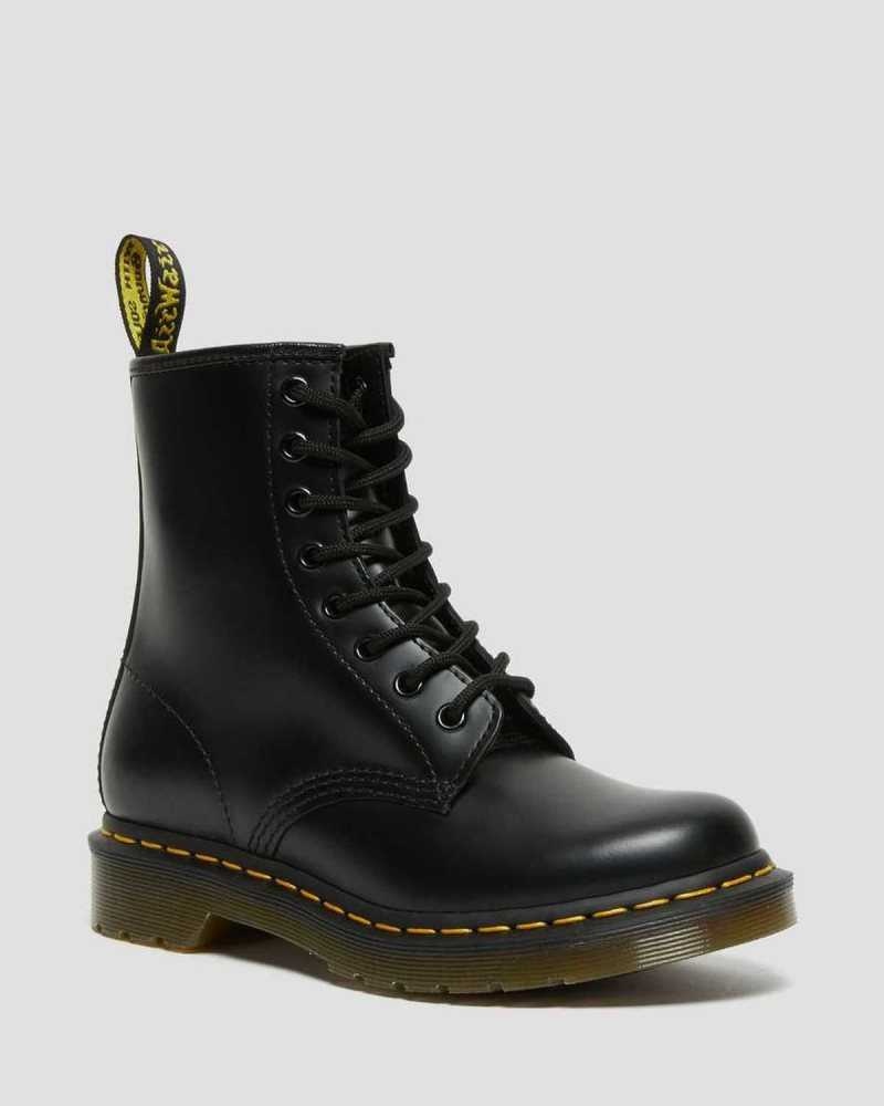 Dr Martens 1460 Smooth Leather Lace Up Boots Black | 10YEPDFIV