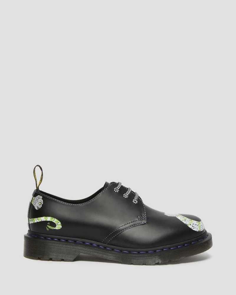 Dr Martens 1461 WB Beetlejuice Smooth Leather Oxford Shoes Black | 53GLVZPCN