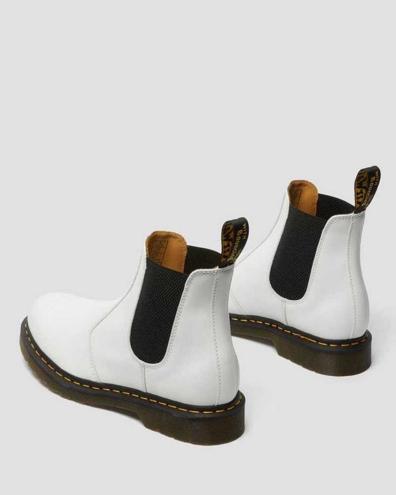 Dr Martens 2976 Yellow Stitch Smooth Leather Chelsea Boots White | 90UMKCNZA