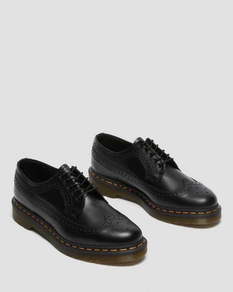 Dr Martens 3989 Yellow Stitch Smooth Leather Brogue Shoes Black | 26NBMVQWS